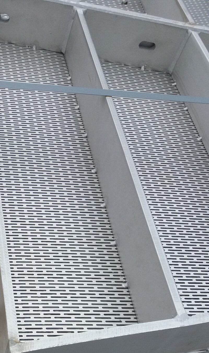 Slotted plate panel | Optima International